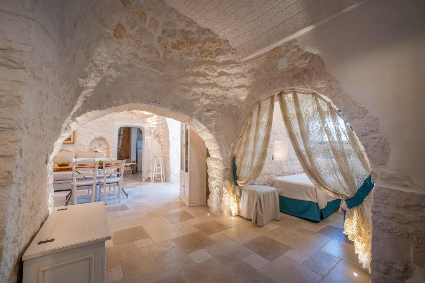 Valle D'Itria Trulli E Alcova Mikael Cisternino Exterior photo
